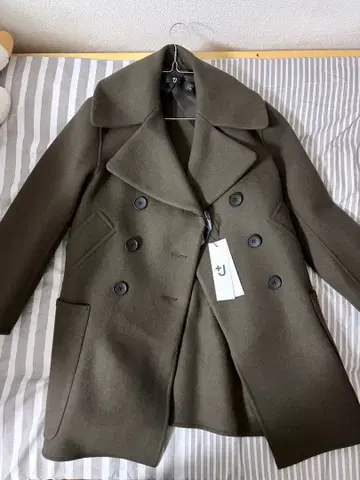 유니클로 +J 피코트 올리브