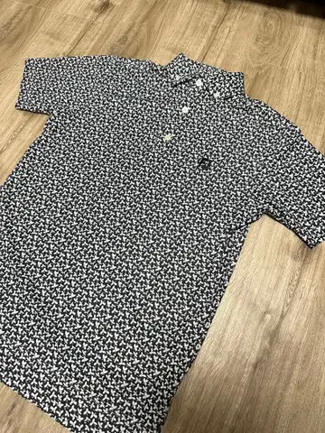 FJ 나비 무늬 피케 셔츠 M 사이즈