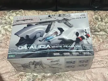 ARMORED CORE 04-ALICIA 화이트 펄 Ver 1