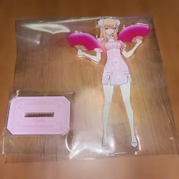 그 비스크 돌은 사랑을 한다 아크릴 스탠드 키타가와 마린