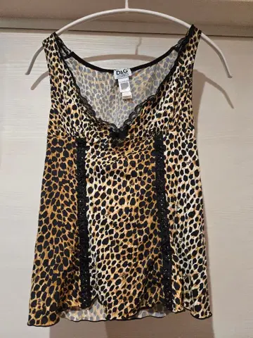D&G 레오파드 무늬 탱크탑