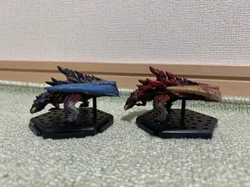 디노발드 피규어