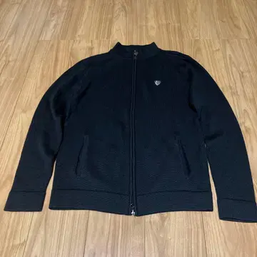 엠포리오 아르마니 EA7 블랙 집업 스웨터 M