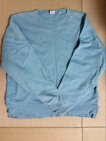 민트 그린 크루넥 트레이닝복