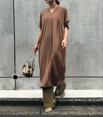 AMERI 아메리 COMFY CUT DRESS 원피스 캐주얼