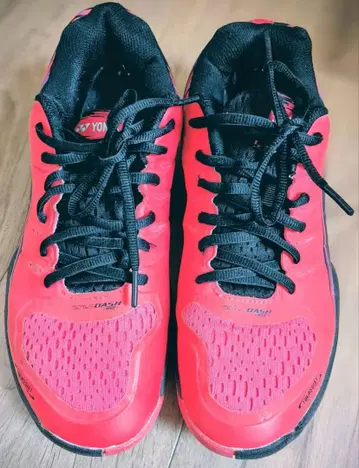 [ YONEX ] 선명한 핑크 레드 테니스화 26cm 와이드