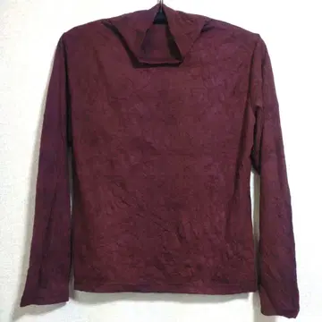 미사용 새상품 주름 가공 보틀넥 디자인 풀오버 티셔츠 일본제