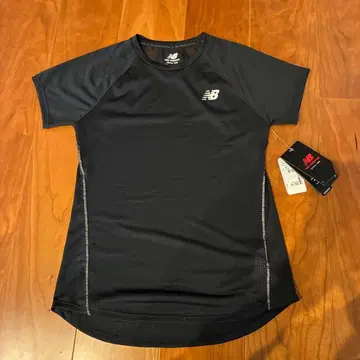 뉴발란스 IMPACT RUN 숏 슬리브 T셔츠