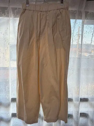 휴일과 시 코듀로이 뉴 본본 팬츠