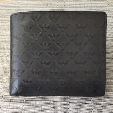 엠포리오 아르마니 블랙 가죽 이단 접이식 지갑