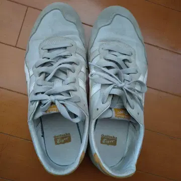 오니츠카타이거 스니커즈