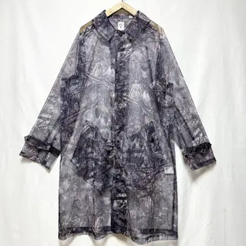 오버 사이즈 실루엣! 사우스2 웨스트8 부시 코트