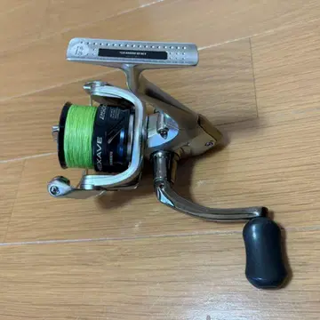 NAXAVE 2500S SHIMANO 넥서브 시마노 스피닝 릴