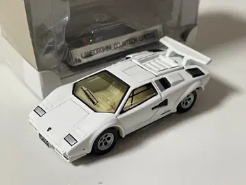 토미카 리미티드 람보르기니 카운탁 LP500S 화이트
