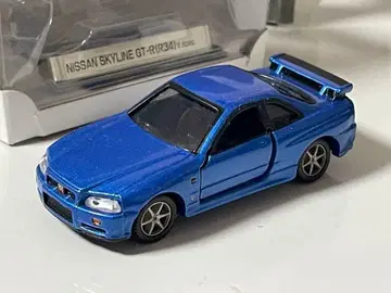 토미카 리미티드 닛산 스카이라인 GT-R R34 V-spec