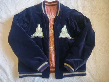 스카잔 불상 벨벳