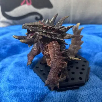 몬스터 헌터 아캄토르무 분노 피규어