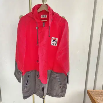 FILA 후드 부착 나일론 자켓 레드