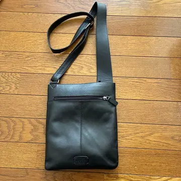 RADLEY LONDON 블랙 가죽 숄더백 사선 가방