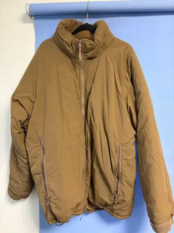 프릭스스토어 패딩 자켓