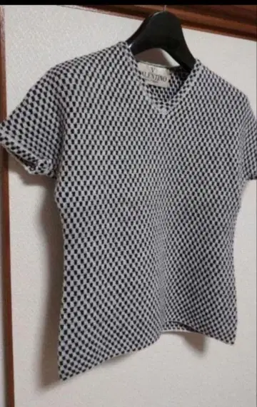 가격 인하 새상품 미사용 발렌티노 고급 캐시미어 니트 정가 20만 엔