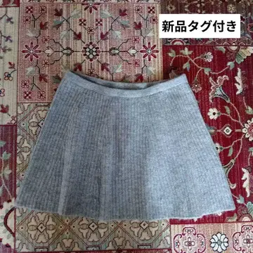 새상품 H&M 리브 플레어 스커트