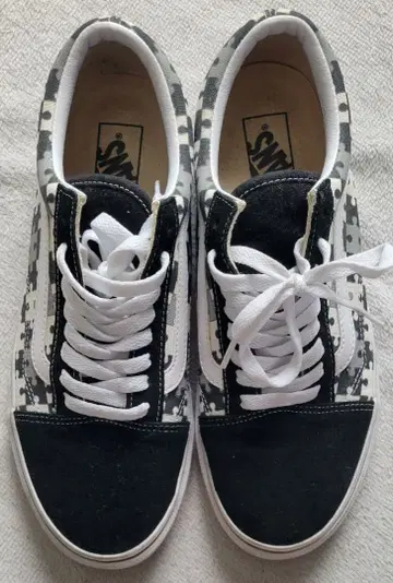 Vans 퍼즐 패턴 스니커즈 28cm