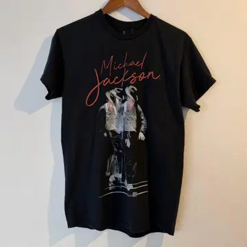 [ THRIFTY LOOK ] Michael Jackson Tee