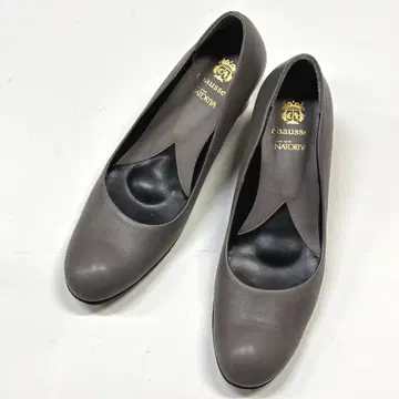 Chausser x NATORIYA 펌프스 그레이