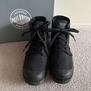 PALLADIUM 블랙 하이컷 스니커즈