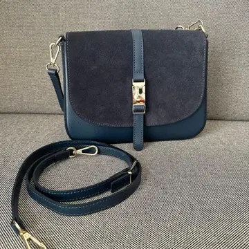 미사용품 [마르코 비안치니] 가죽 숄더백