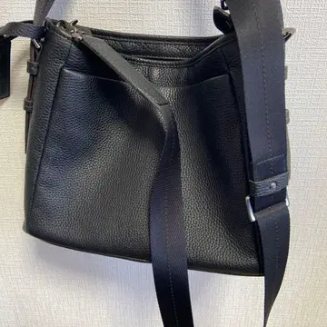 후지타카 가죽 숄더백