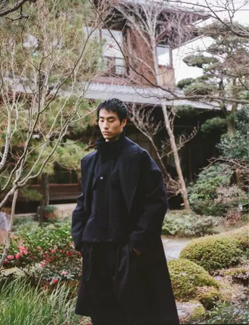 정가 15만 AFTERHOURS BENDING LINE COAT 1LDK