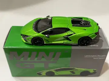 MINI GT Lamborghini Revuelto 그린