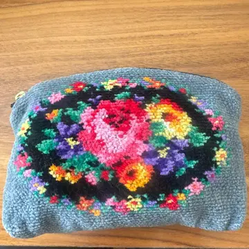 FEILER 꽃무늬 자수 파우치 그레이