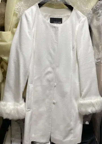 롱 코트 화이트 세실 맥비 CECILMcBEE Y2K