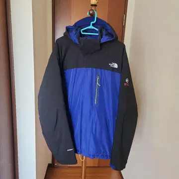 THE NORTH FACE Summit Series 프리마로프트