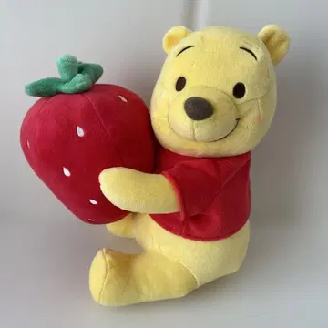 디즈니 스토어 푸우 봉제 인형 딸기