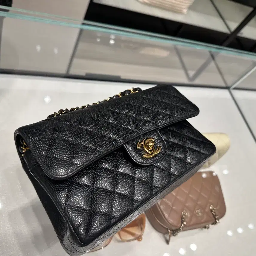 샤넬 클래식백 금장 스몰사이즈 Chanel 사진 2