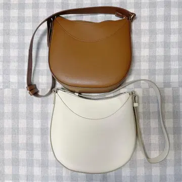 유니클로 가죽 터치 원 핸들 백 브라운 화이트 세트