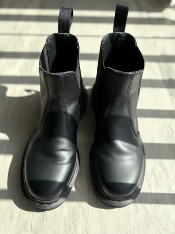 닥터마틴 Dr. Martens 숏부츠 가죽