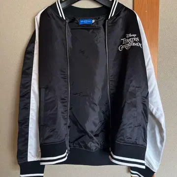 Disney 디즈니 카리브의 해적 미키 자수 스카잔