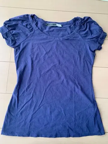 SPORTMAX 프릴 소매 반팔 T셔츠 M 네이비