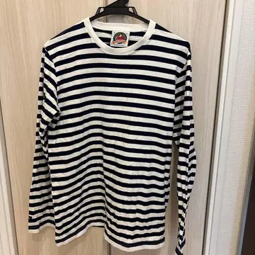 BARBARIAN 스트라이프 긴팔 티셔츠