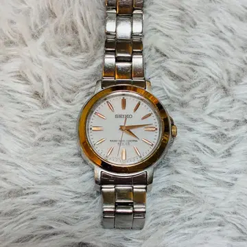 SEIKO 전파 솔라 여성용 손목시계 3B51-0AN0