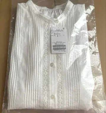 새상품 스픽 앤 스팬 케미컬 레이스 프렌치 블라우스