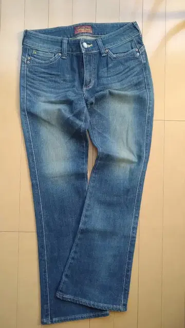 새상품 Edwin Something Venus 청바지