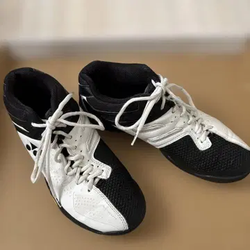 요넥스 배드민턴 신발 26cm