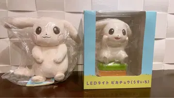 [ 2개 세트 ] 포켓몬 옅은색 피카츄 LED 라이트 봉제 인형