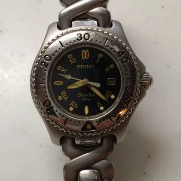 SEIKO 여성용 손목시계 200m 방수